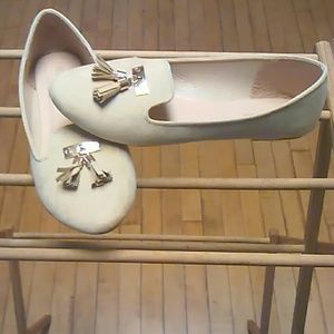 Dressy Flat Cream Ballet Style Shoes 👡w/Tassels